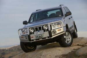 ARB Deluxe winchbumper for Jeep Grand Cherokee